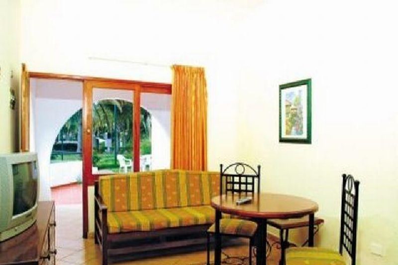 Bungalows Rebecca Park Плайя-дель-Инглес Экстерьер фото
